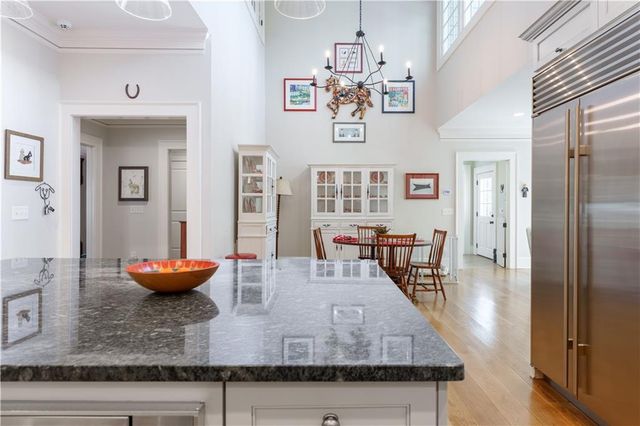 2394 Montview NW Drive, Atlanta, GA 30305