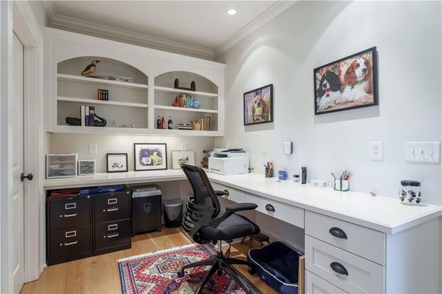 2394 Montview NW Drive, Atlanta, GA 30305