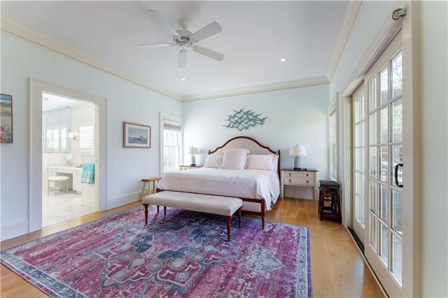 2394 Montview NW Drive, Atlanta, GA 30305