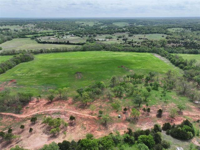 9 Wild Horse Creek, Luther, OK 73054