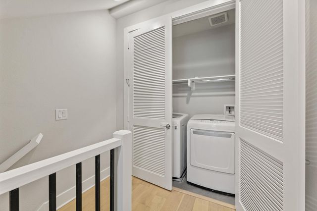 1301 Town Creek DR 2, Austin, TX 78741