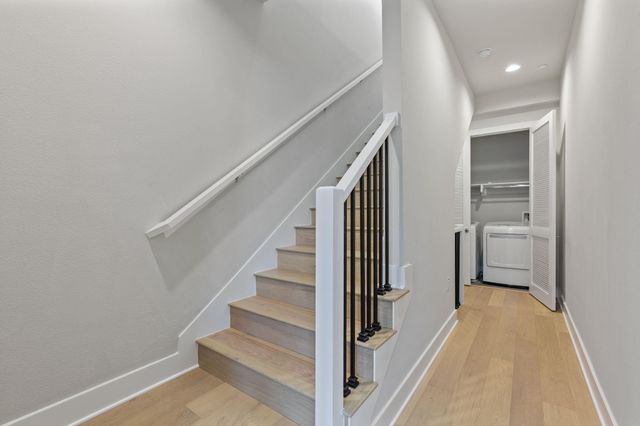 1301 Town Creek DR 2, Austin, TX 78741