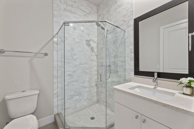 1301 Town Creek DR 2, Austin, TX 78741