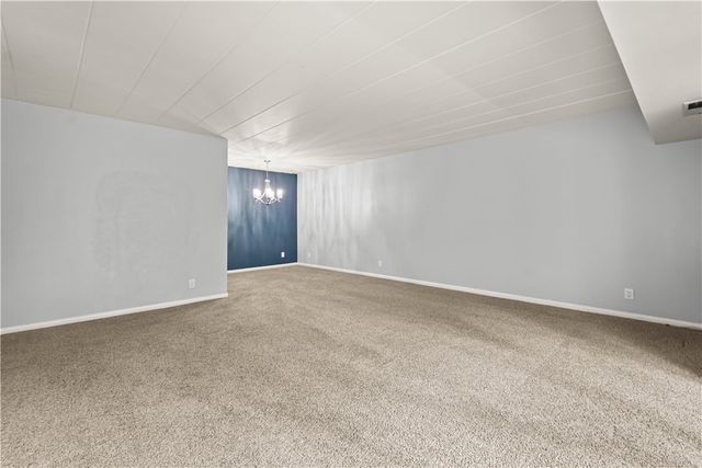 55 Highland Rd 205, Bethel Park, PA 15102