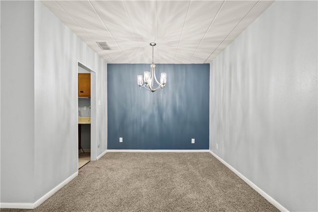 55 Highland Rd 205, Bethel Park, PA 15102