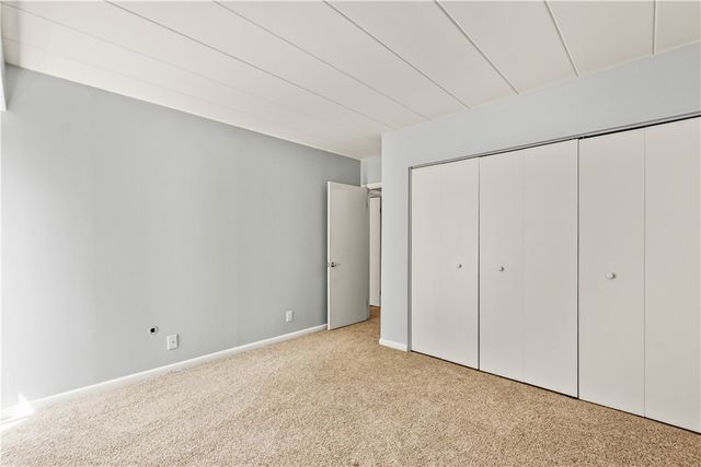 55 Highland Rd 205, Bethel Park, PA 15102
