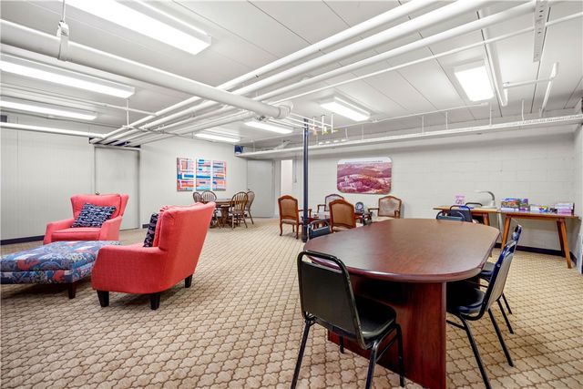 55 Highland Rd 205, Bethel Park, PA 15102
