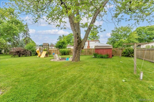773 Calder Court, Saline, MI 48176