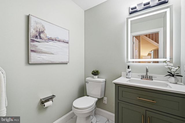 32 WOODSVIEW DR, Garnet Valley, PA 19060