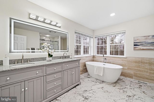 32 WOODSVIEW DR, Garnet Valley, PA 19060