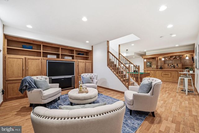 32 WOODSVIEW DR, Garnet Valley, PA 19060