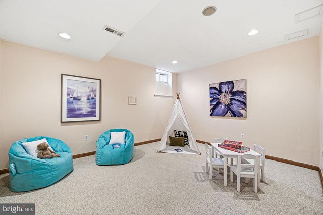 32 WOODSVIEW DR, Garnet Valley, PA 19060