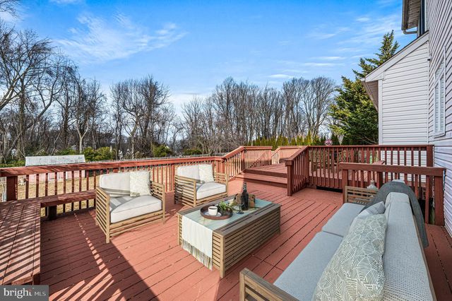 32 WOODSVIEW DR, Garnet Valley, PA 19060