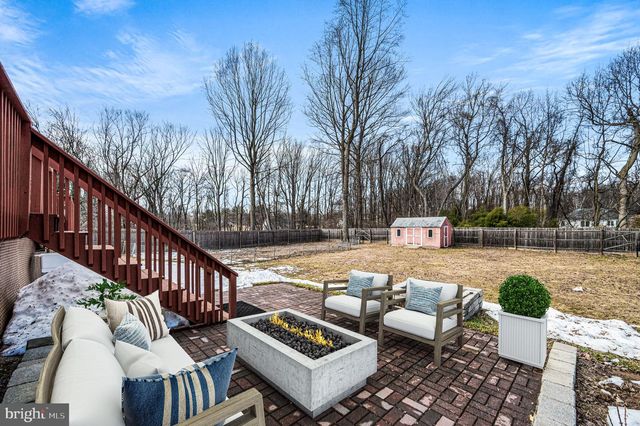 32 WOODSVIEW DR, Garnet Valley, PA 19060