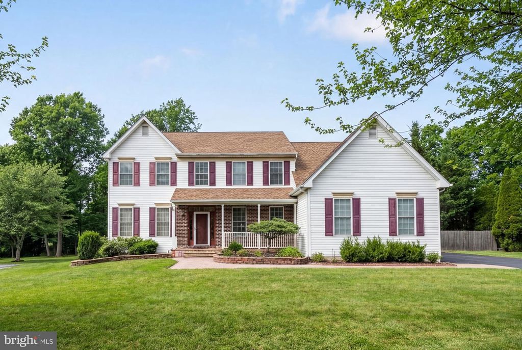 32 WOODSVIEW DR, Garnet Valley, PA 19060