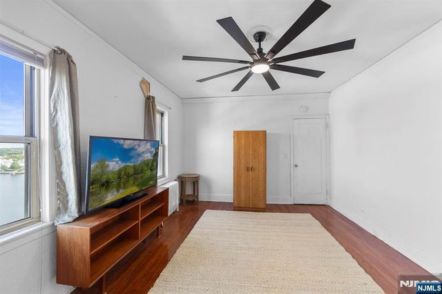 400 Deal Lake Drive 7H & 7G, Asbury Park, NJ 07712