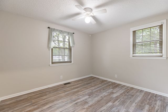 2016 Jack Teasley Rd, Pleasant View, TN 37146