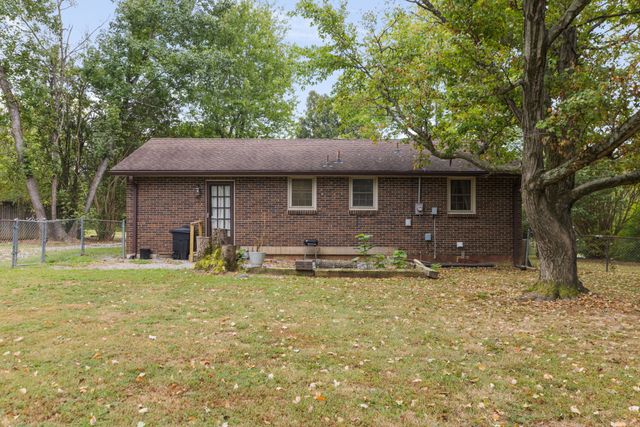 2016 Jack Teasley Rd, Pleasant View, TN 37146