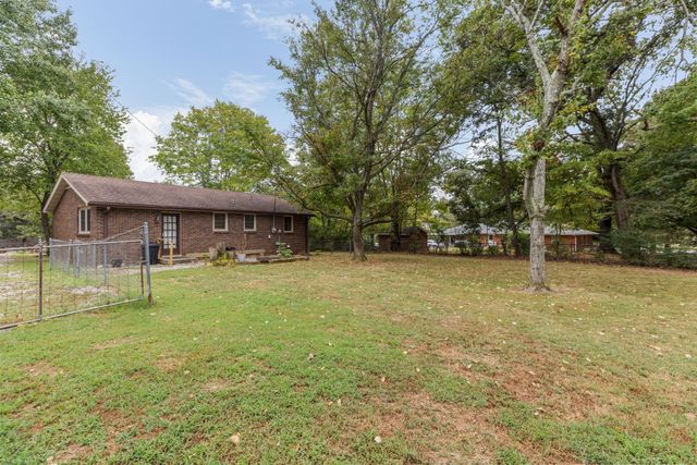 2016 Jack Teasley Rd, Pleasant View, TN 37146