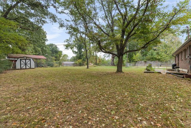 2016 Jack Teasley Rd, Pleasant View, TN 37146