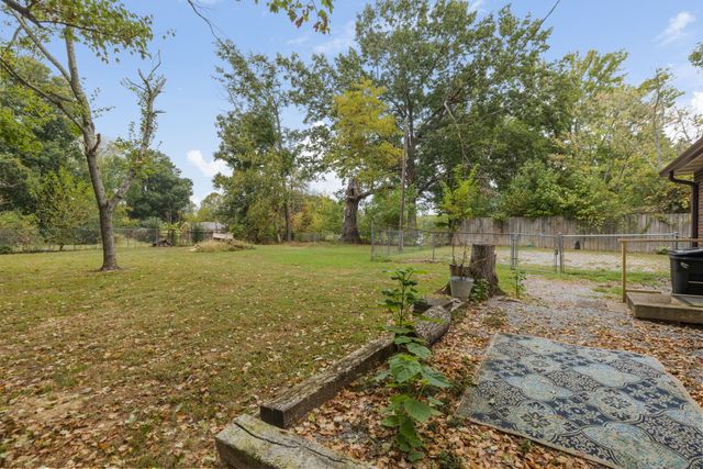 2016 Jack Teasley Rd, Pleasant View, TN 37146