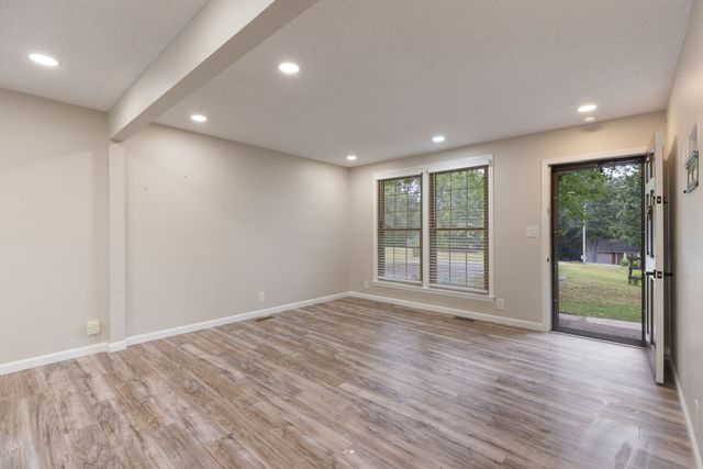 2016 Jack Teasley Rd, Pleasant View, TN 37146