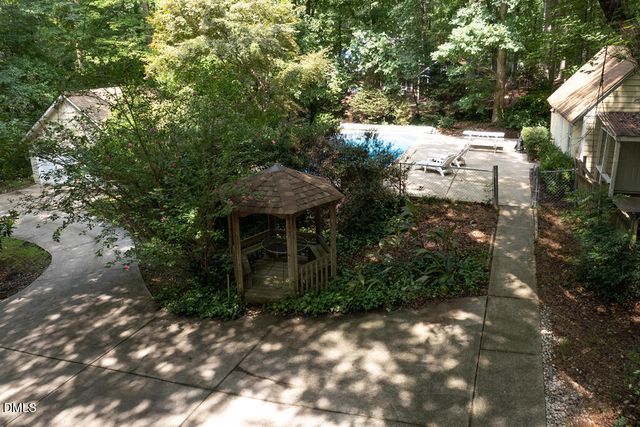 6512 Bakersfield Drive, Raleigh, NC 27606