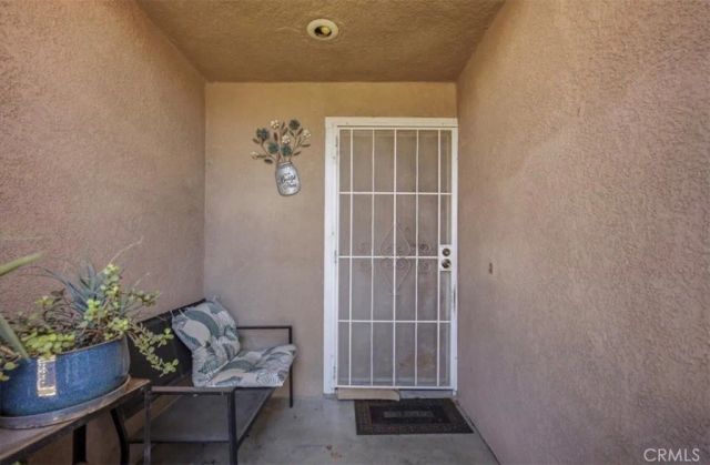 1305 Abbey Pines, Perris, CA 92571