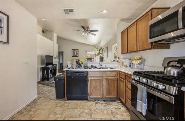 1305 Abbey Pines, Perris, CA 92571