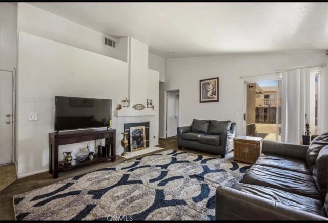 1305 Abbey Pines, Perris, CA 92571