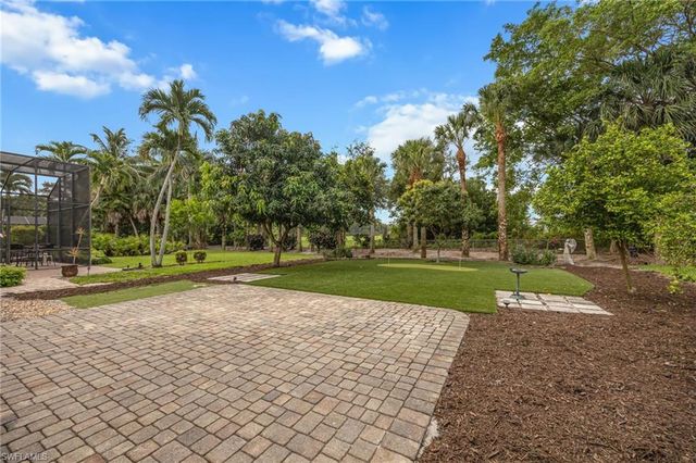 6477 Autumn Woods BLVD, Naples, FL 34109