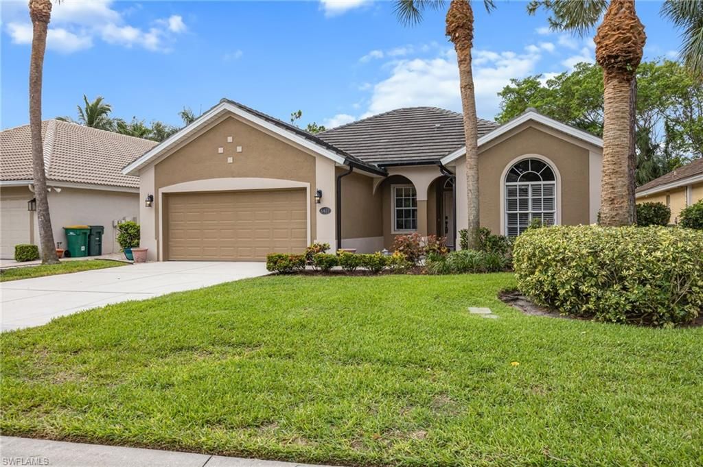 6477 Autumn Woods BLVD, Naples, FL 34109