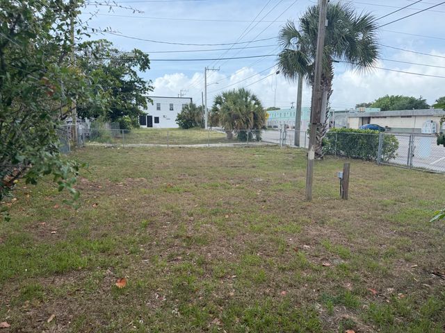 926 14th Street, West Palm Beach, FL 33401