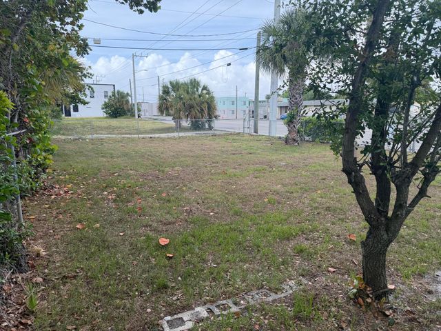 926 14th Street, West Palm Beach, FL 33401