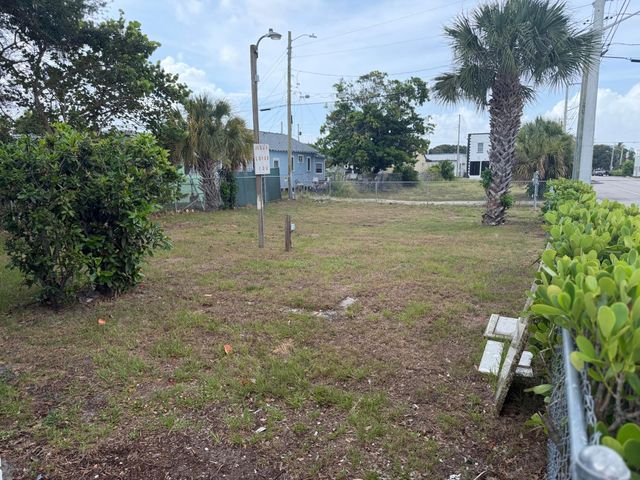 926 14th Street, West Palm Beach, FL 33401