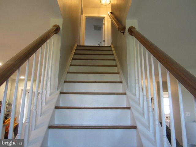 2649 ROBERTS STATION RD, Ingleside, MD 21644