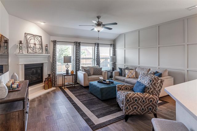 917 Rosewood Street, Princeton, TX 75407