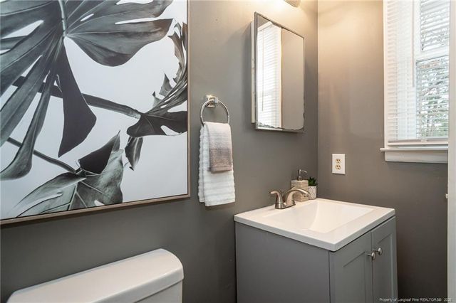 3202 Teakwood Court, Hope Mills, NC 28348
