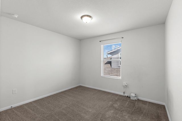 201 Eagle Lake DR, Hutto, TX 78634