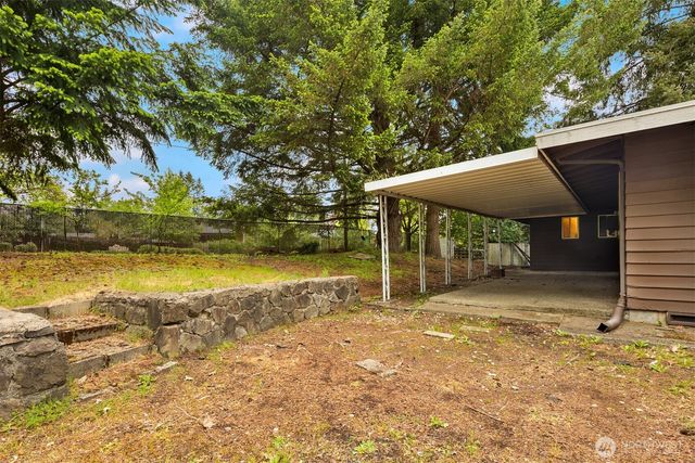 2329 167th Avenue NE, Bellevue, WA 98008