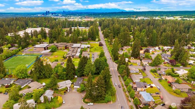 2329 167th Avenue NE, Bellevue, WA 98008
