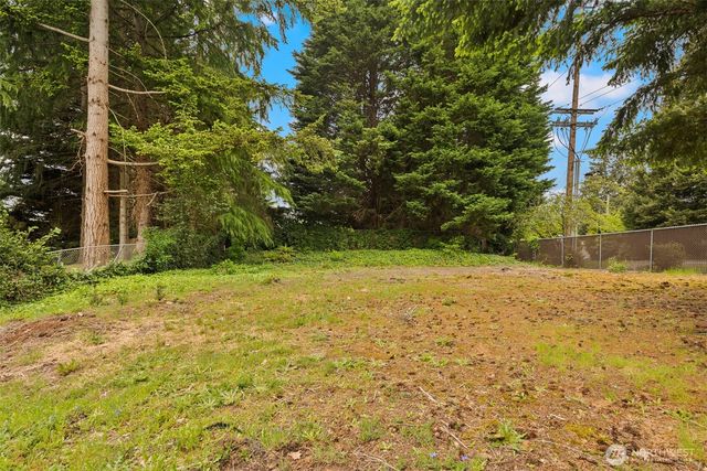 2329 167th Avenue NE, Bellevue, WA 98008