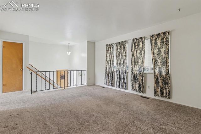 27 McBurney Boulevard, Colorado Springs, CO 80911