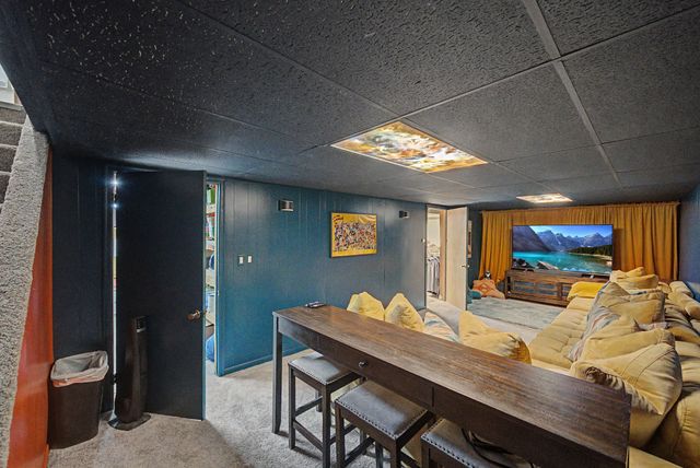 3923 Richmond Avenue, Des Moines, IA 50317