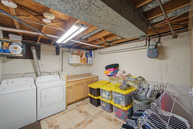 3923 Richmond Avenue, Des Moines, IA 50317