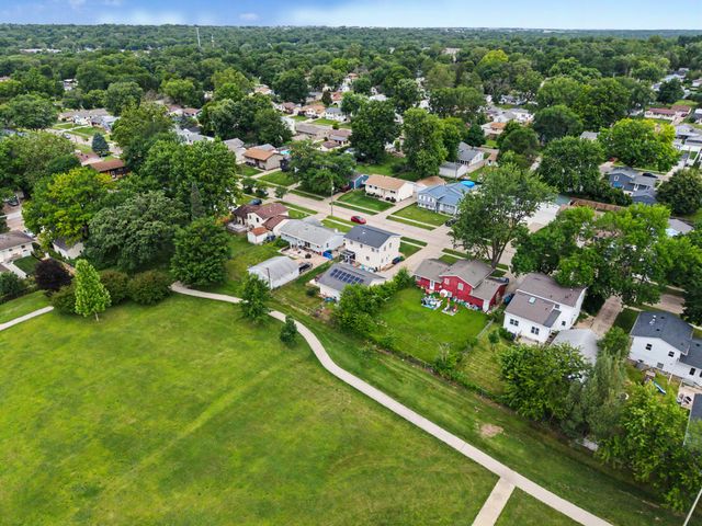 3923 Richmond Avenue, Des Moines, IA 50317