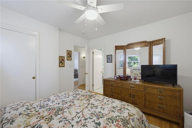 2743 Wildwood Court, Winston-salem, NC 27103