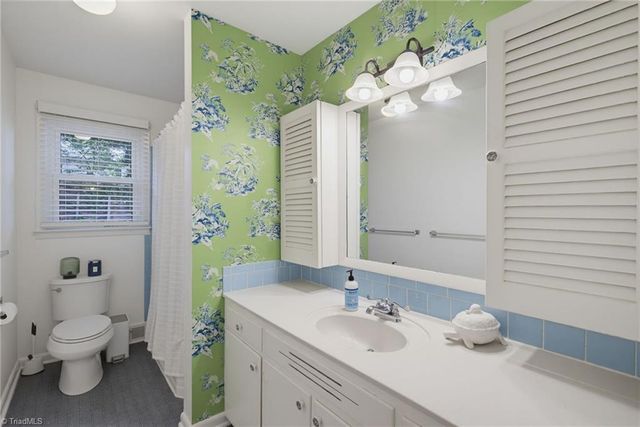 2743 Wildwood Court, Winston-salem, NC 27103