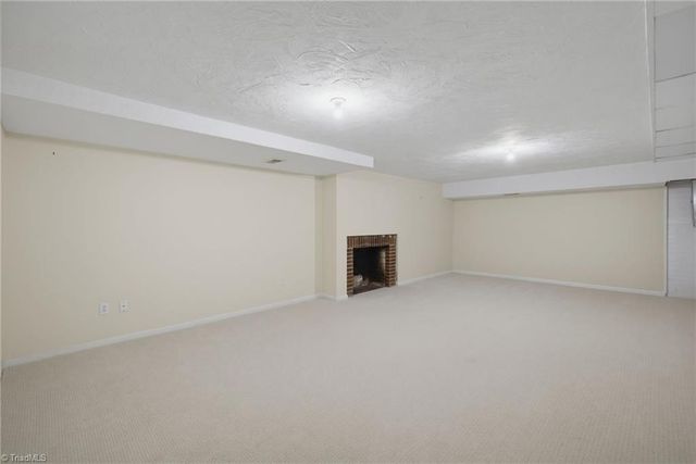 2743 Wildwood Court, Winston-salem, NC 27103
