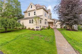 259 Gibbs Avenue 5, Newport, RI 02840
